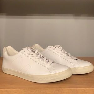 Veja Women's Esplar Leather Sneaker